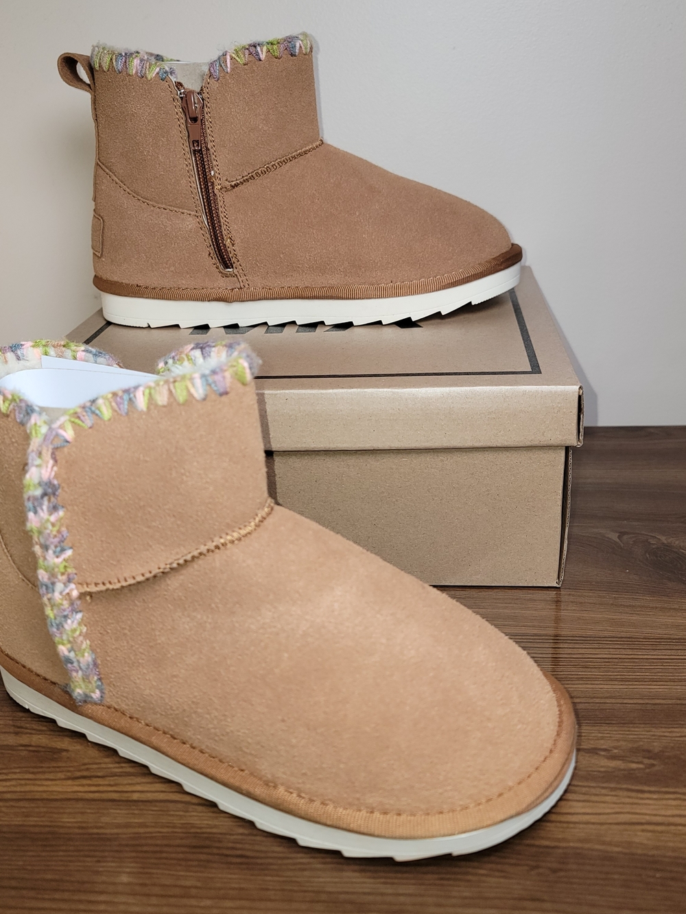 MIA Kids Tan Suede Cozy Ankle Boots - Size 5 Big Kid - Picture 3 of 5